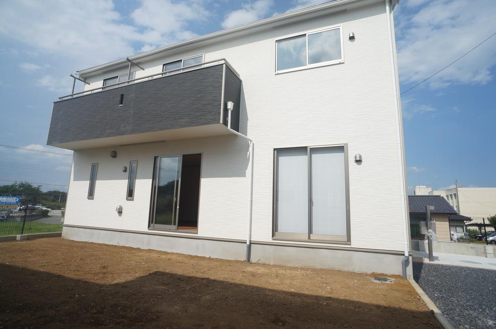 Local appearance photo. Local (September 2013) Shooting