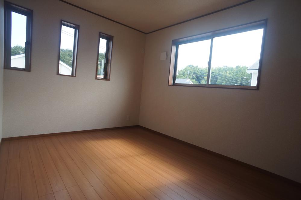 Non-living room. Indoor (September 2013) Shooting