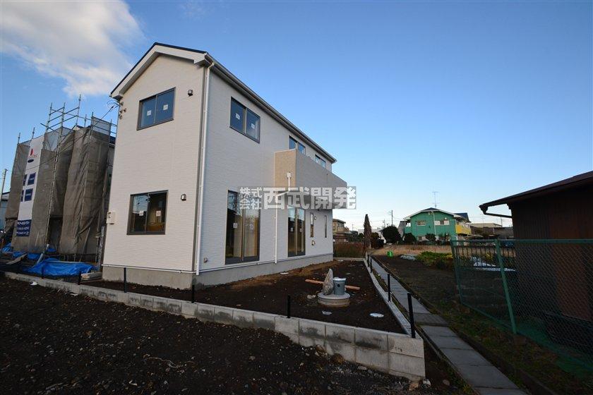 Local appearance photo. 3 Building site (December 2013) Shooting