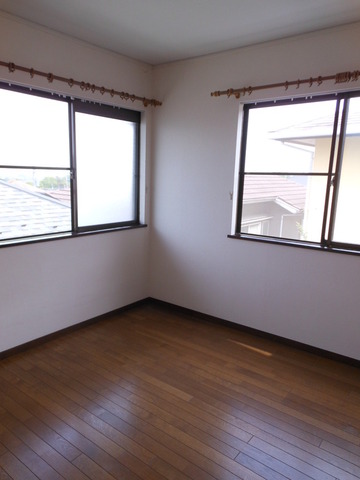 Living and room. Second floor south Western-style about 6 Pledge