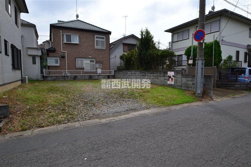 Local photos, including front road. Local (September 2013) Shooting