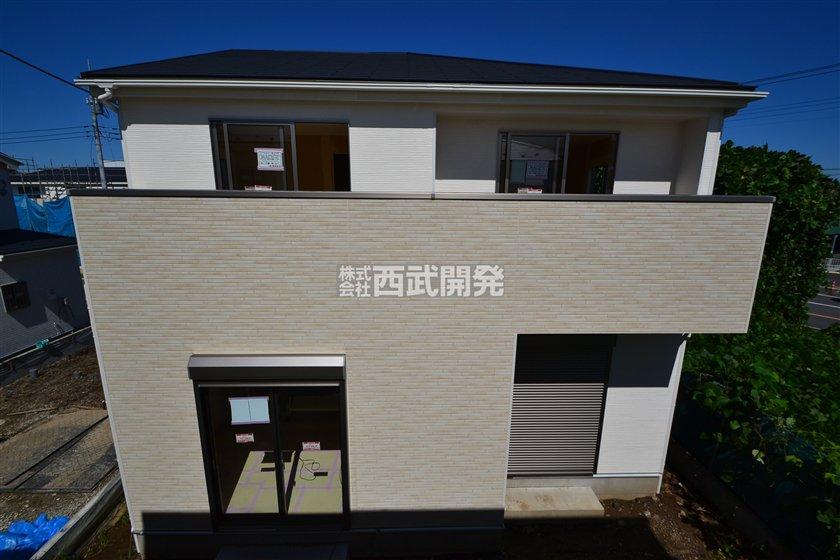 Local appearance photo. 1 Building site (October 2013) Shooting