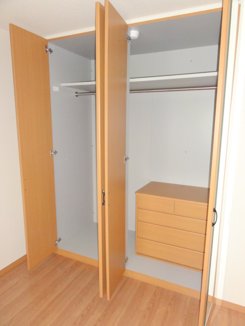 Receipt. Western-style housing