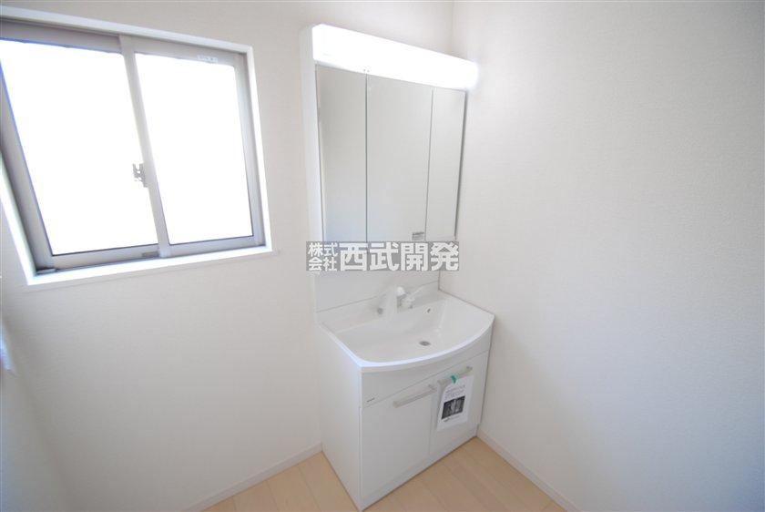 Same specifications photos (Other introspection). Same specifications Wash