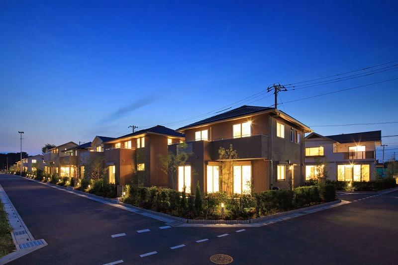 Sale already cityscape photo. Cityscape photo / Evening (June 2011 shooting)