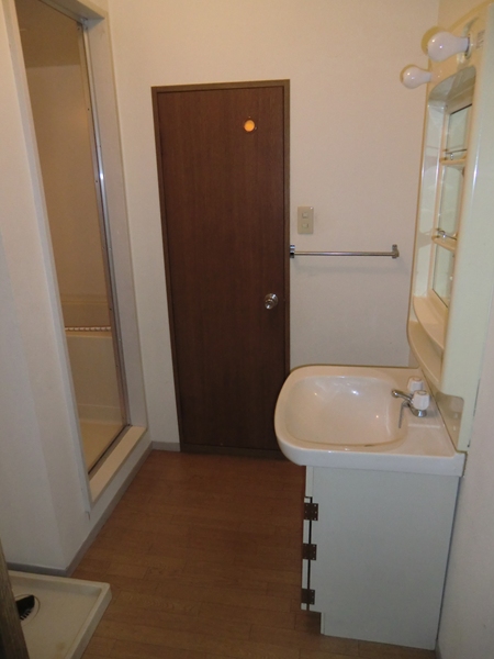 Washroom. Wash ・ Undressing space