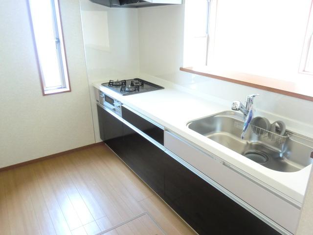 Same specifications photo (kitchen). Same specifications