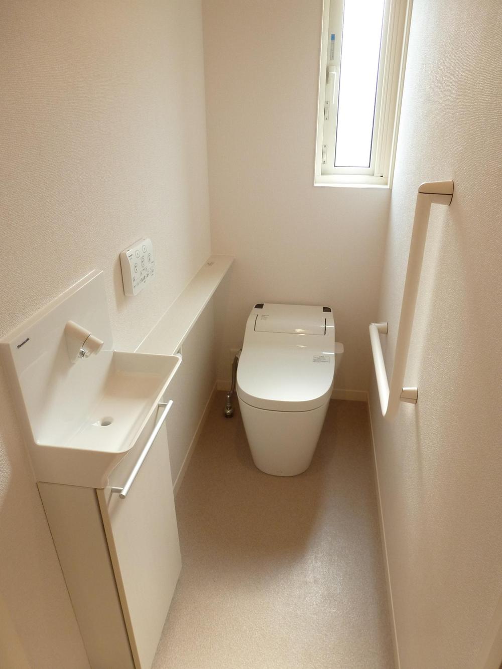 Other Equipment. Clean simple water-saving function is also high tankless toilet (3 Building)