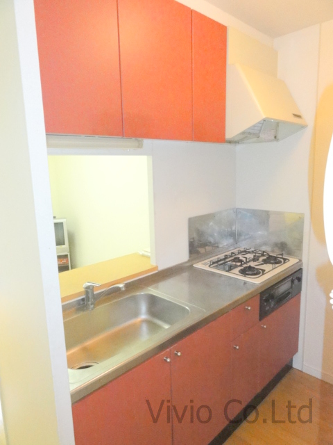 Kitchen. It is equipped with three-necked gas stove!