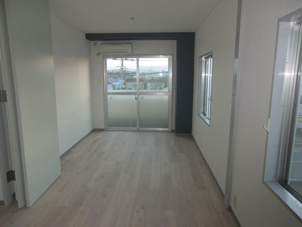 Other room space. Western-style 6 Pledge