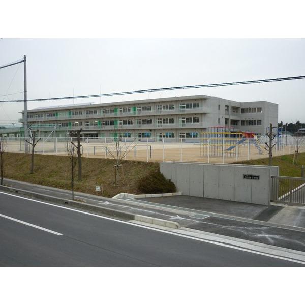 Primary school. 1683m until namegawa standing ring around the moon Elementary School