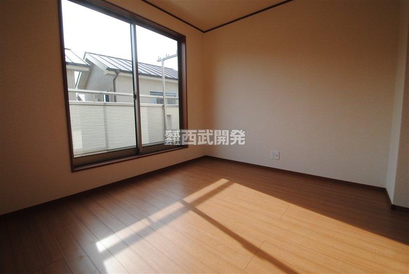 Non-living room. Indoor (12 May 2013) Shooting