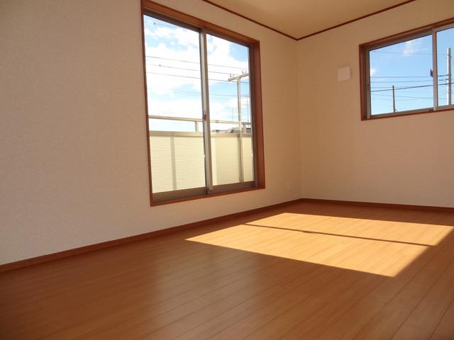 Non-living room. Indoor (10 May 2013) Shooting