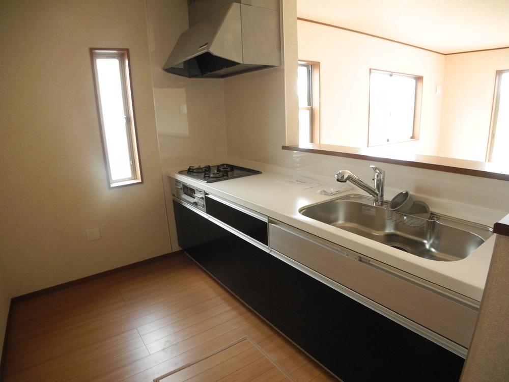 Kitchen. Room (August 2013) Shooting