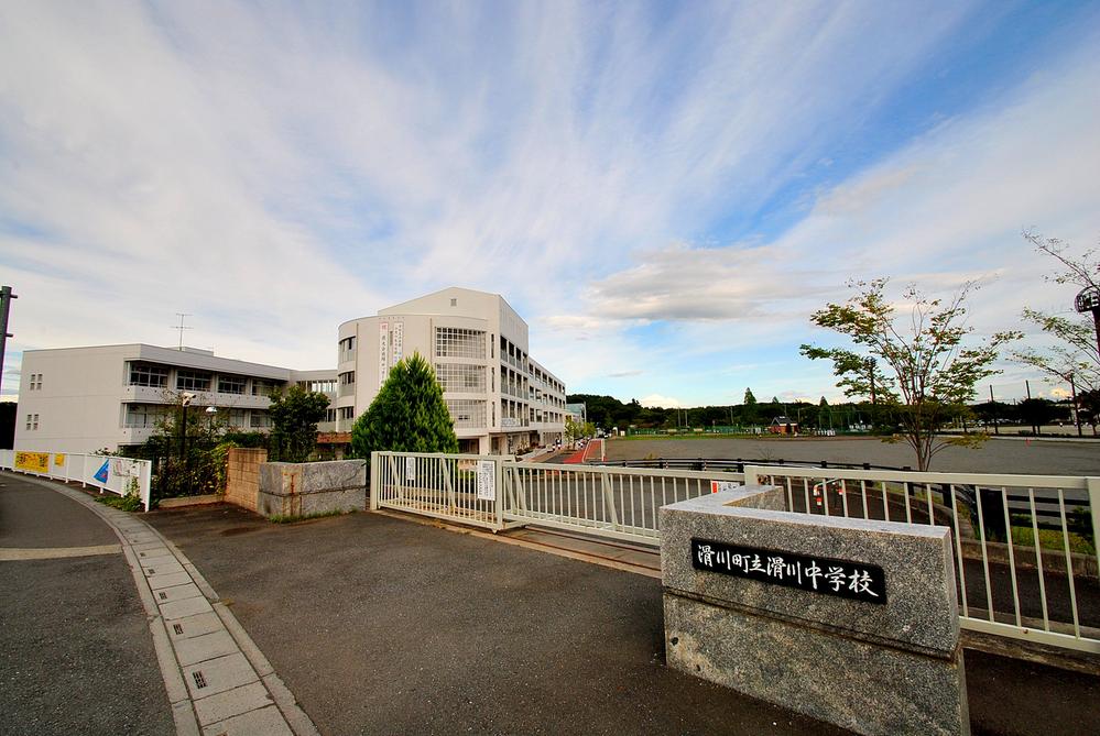 Junior high school. Namerikawa 3400m until junior high school