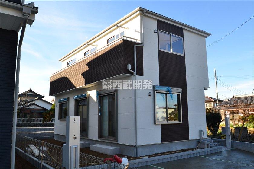 Local appearance photo. Local (12 May 2013) Shooting