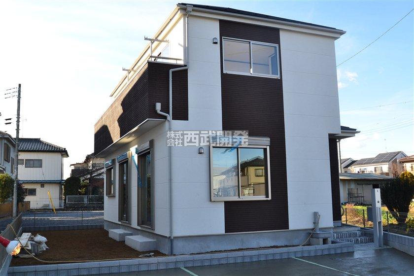 Local appearance photo. Local (12 May 2013) Shooting