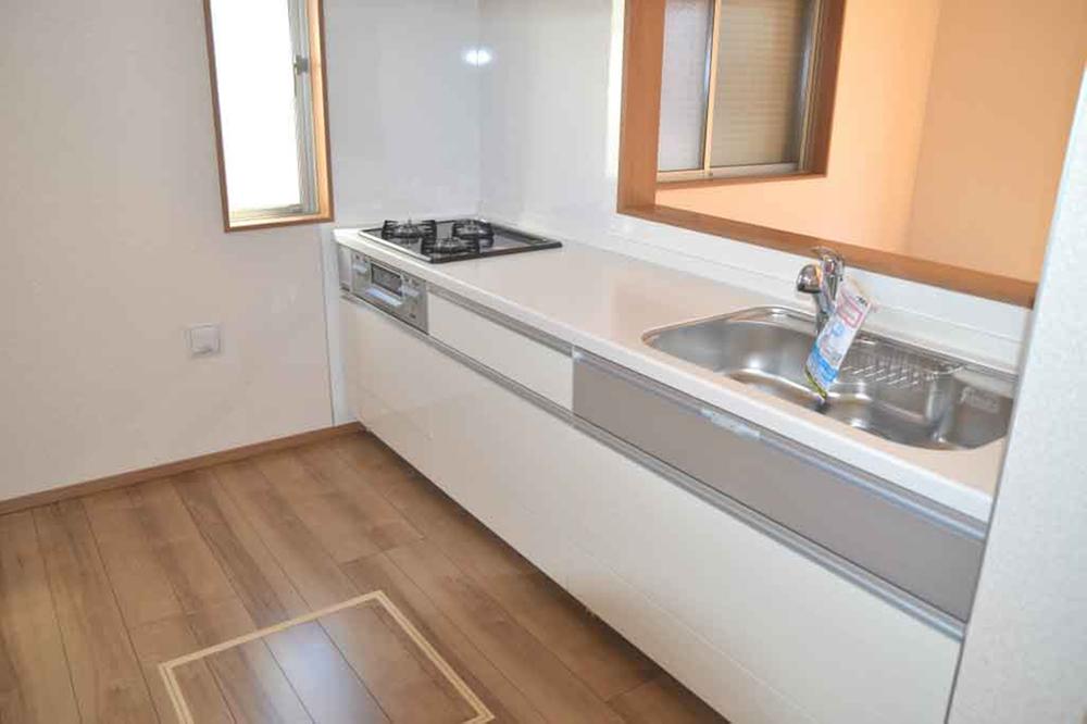 Kitchen. Reference construction cases: Kitchen