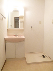 Washroom. ※ It will be in a room photo of the same property another room ※