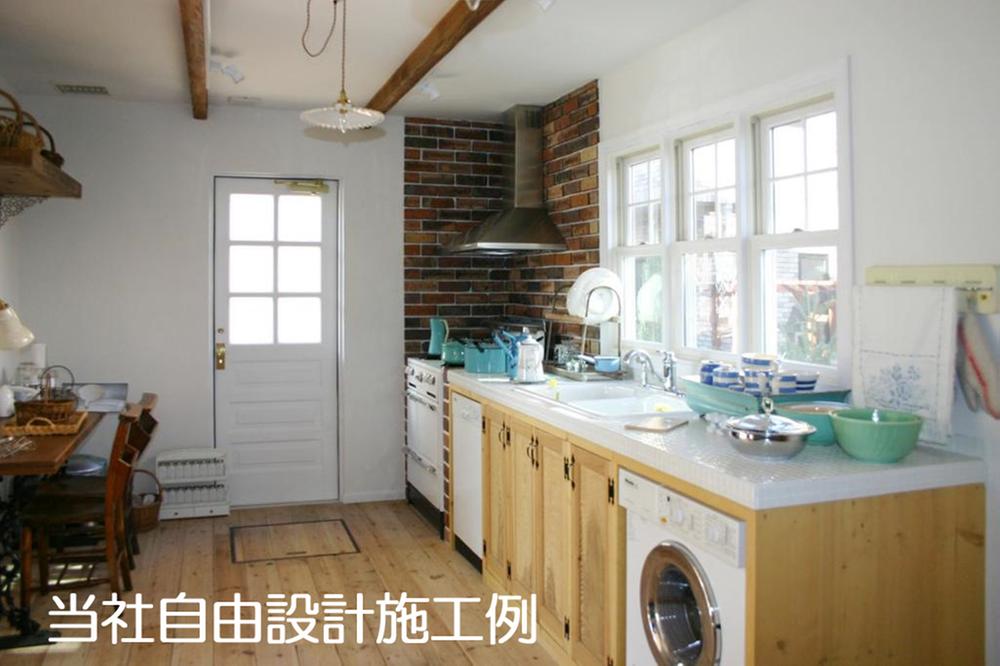 Building plan example (introspection photo). Reference Plan: Our free design and construction example