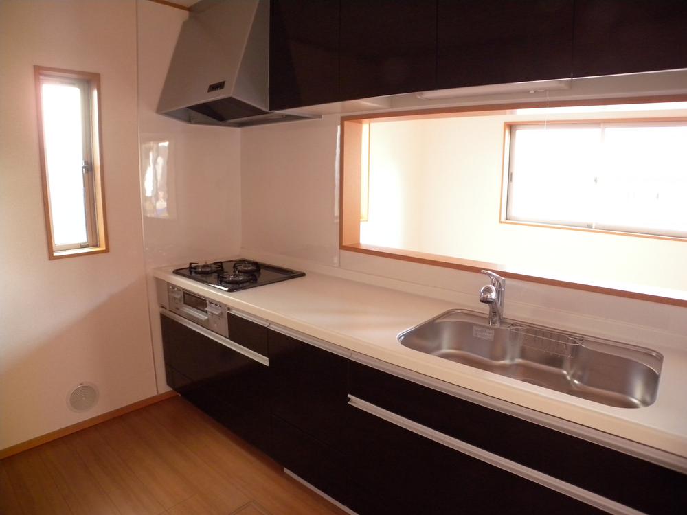 Kitchen. Indoor (12 May 2013) Shooting