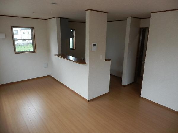 Other. Same specifications living