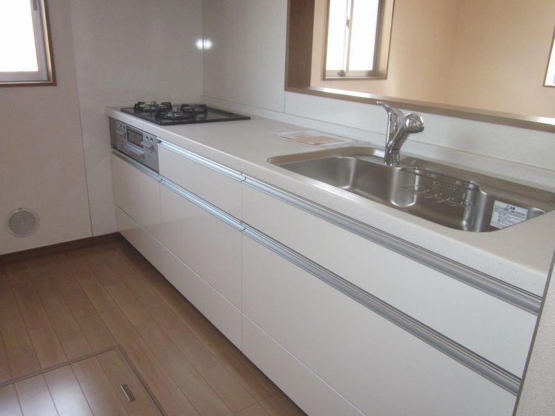 Kitchen. Indoor (April 2013) Shooting