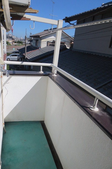 Balcony. South-facing sunny good balcony