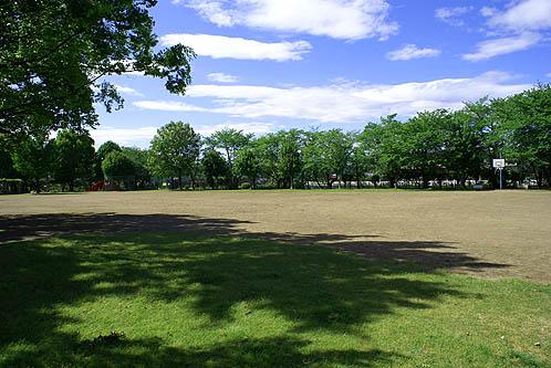 park. 80m to the castle park