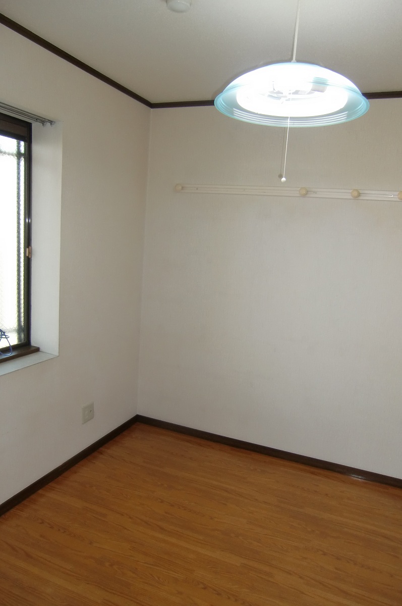 Other room space. 4.5 Pledge of Western-style