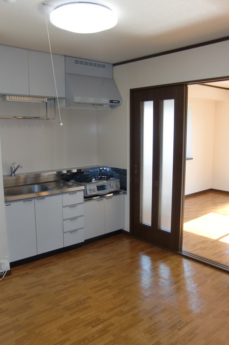 Living and room. Cleaning Ease flooring