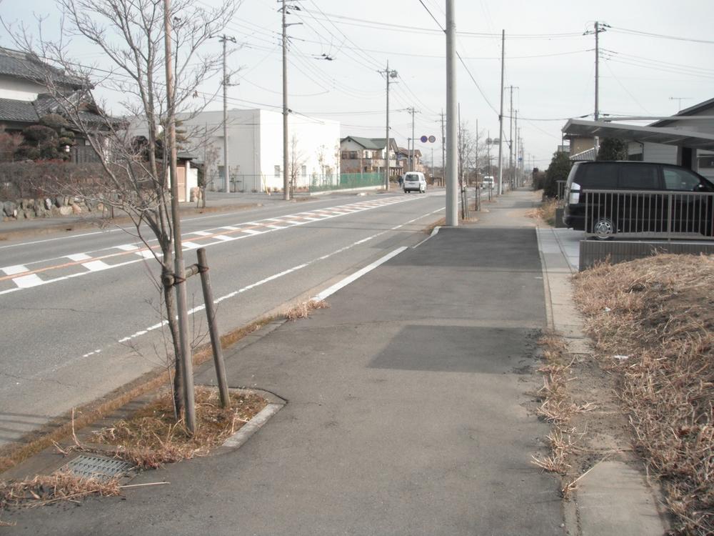 Local photos, including front road