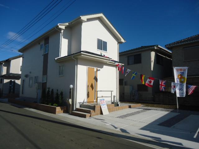 Local appearance photo. (11 Building)