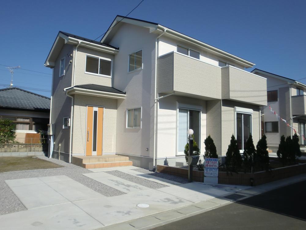 Local appearance photo. You can preview. 