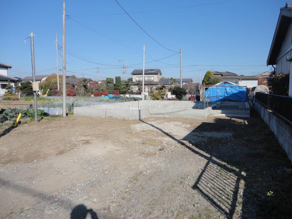 Local photos, including front road. Local (12 May 2013) was confirmed shooting local! It is shooting around 11 am. 