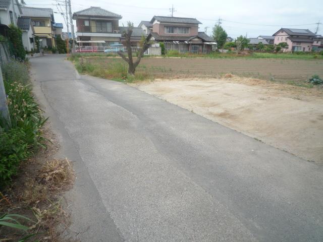 Local photos, including front road