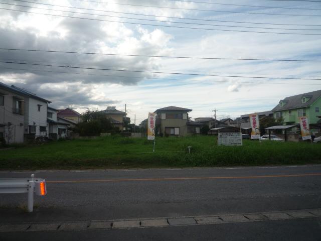 Local photos, including front road