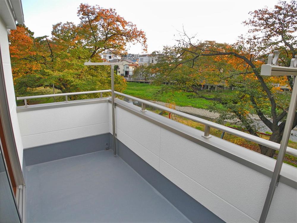 Balcony. Spacious balcony