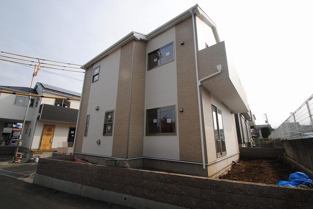 Local appearance photo. 2 Building site (November 2013) Shooting