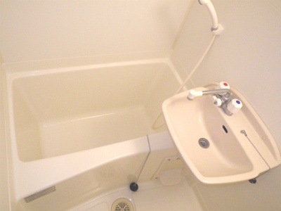 Bath. Clean and crisp and at any time with a bathroom dryer ☆