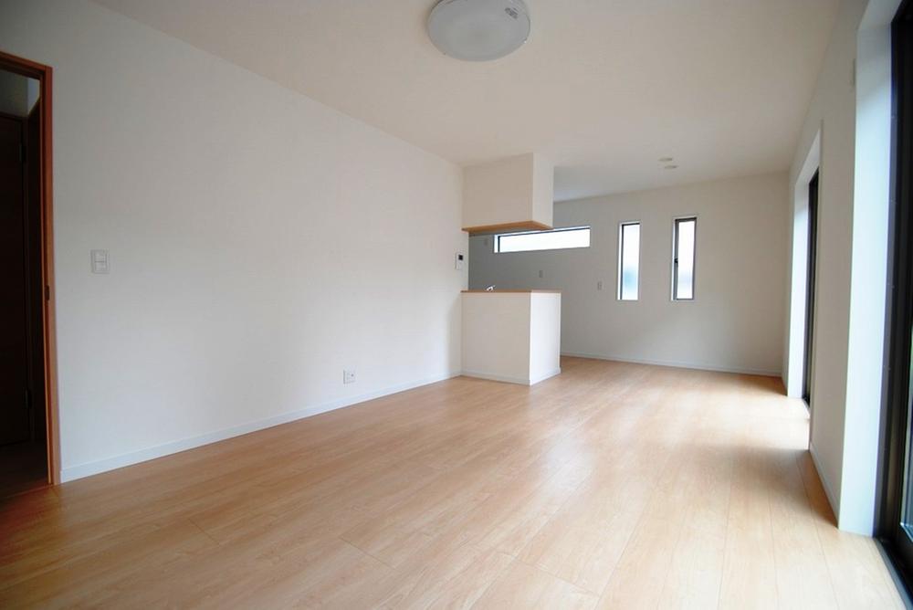 Living. Indoor (12 May 2013) Shooting