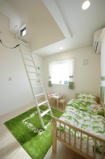 exhibition hall / Showroom. Children's model house with a loft