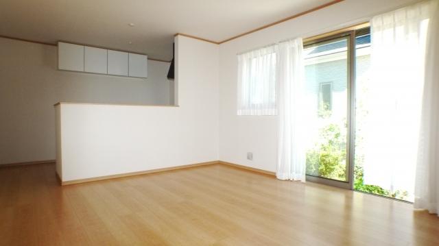 Same specifications photos (Other introspection)