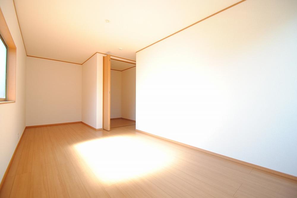 Non-living room. Indoor (September 2013) Shooting