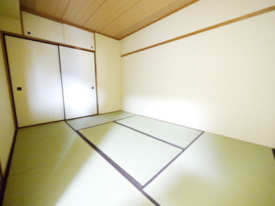 Receipt. Same property, Is an image by another, Room room photo