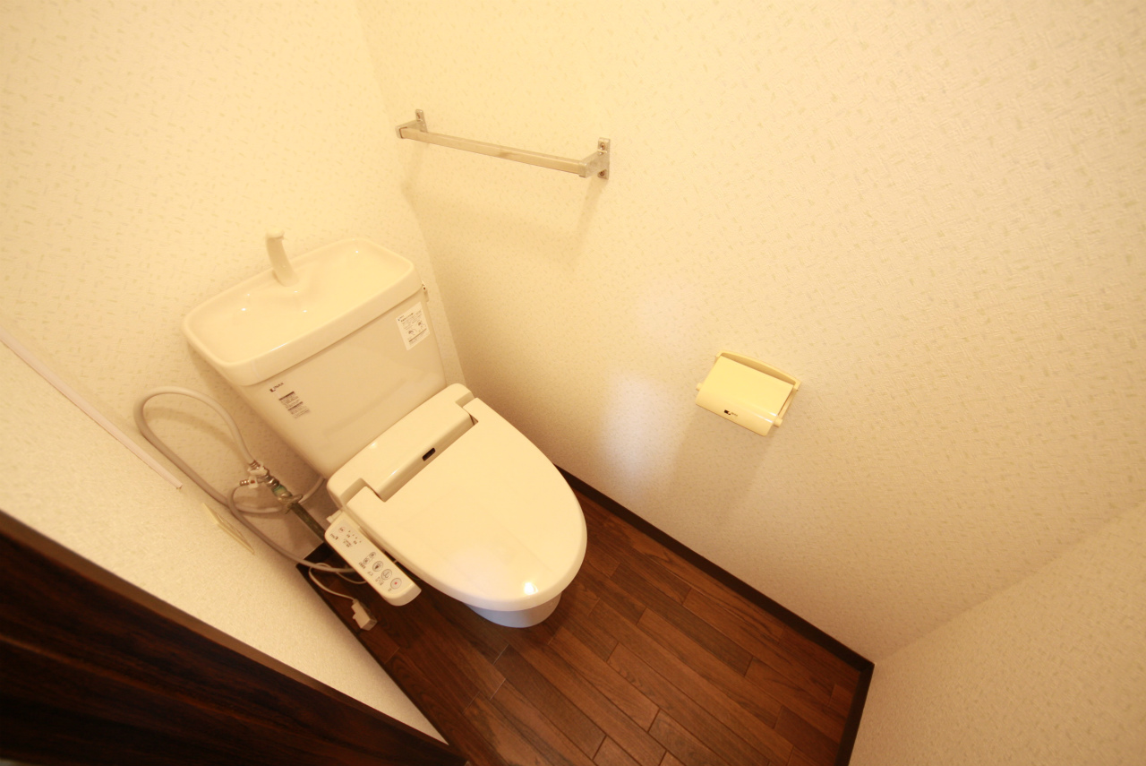 Toilet. ※ It is a photograph of another in Room