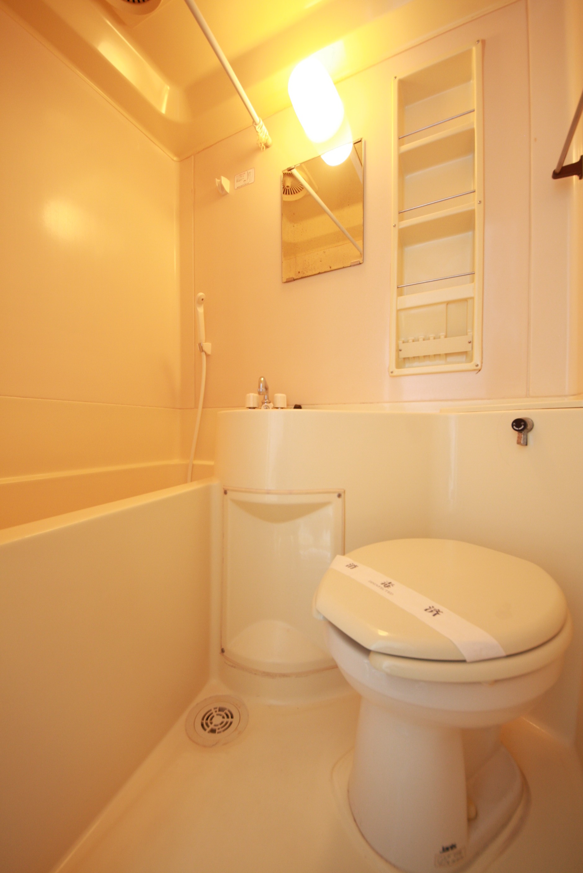 Washroom. ※ It is a photograph of another in Room