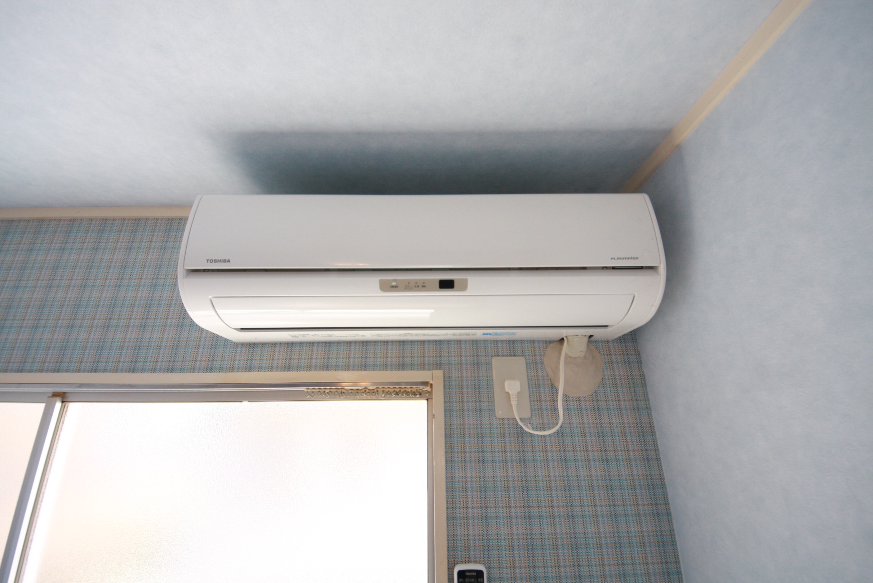 Other Equipment. ※ It is a photograph of another in Room