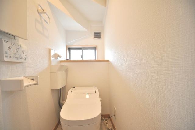 Building plan example (introspection photo). Panasonic tankless toilet, Arau - Roh