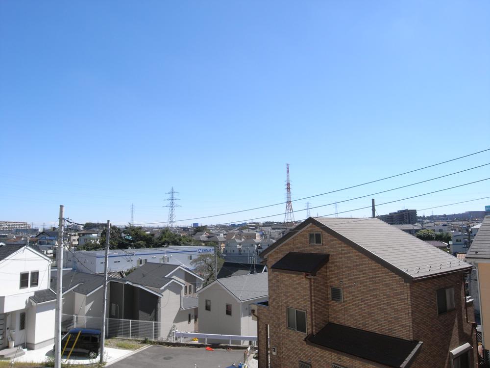 View photos from the dwelling unit. View from local (September 2013) Shooting